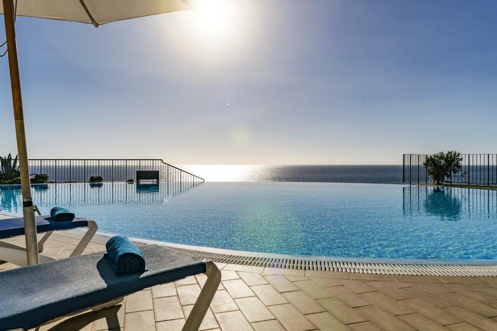 Formosa Infinity Pool Apartment Funchal  Exteriör bild